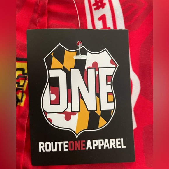 🆕 UMD Fan Pattern (Red) / Hawaiian Shirt XL - Picture 5 of 9